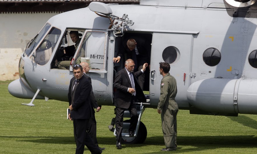 mesić helikopter