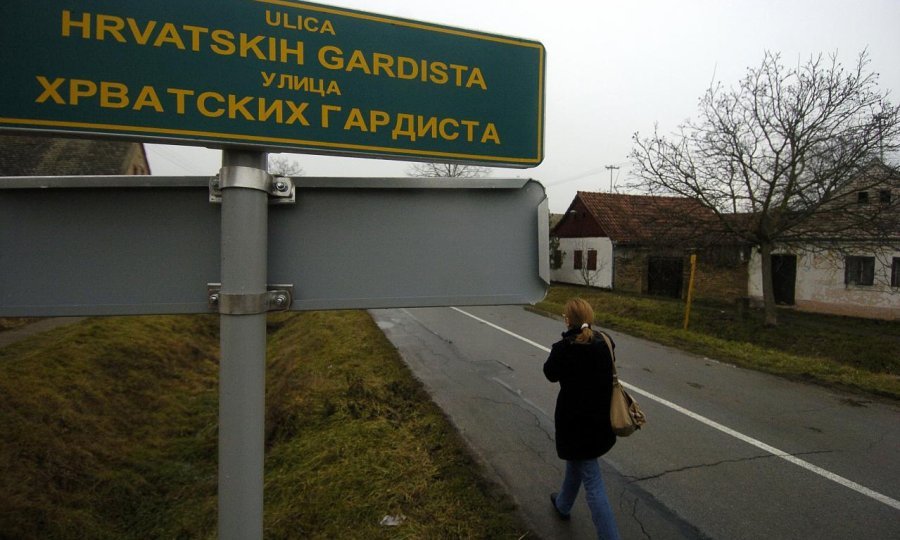 DALJ ZLOČIN U DALJU