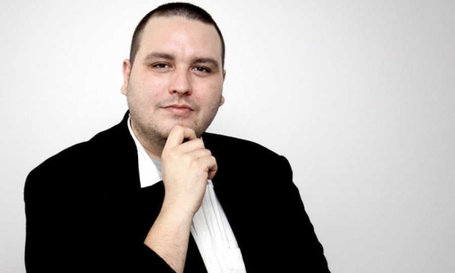 Gordan Duhaček - Ponos i predrasude