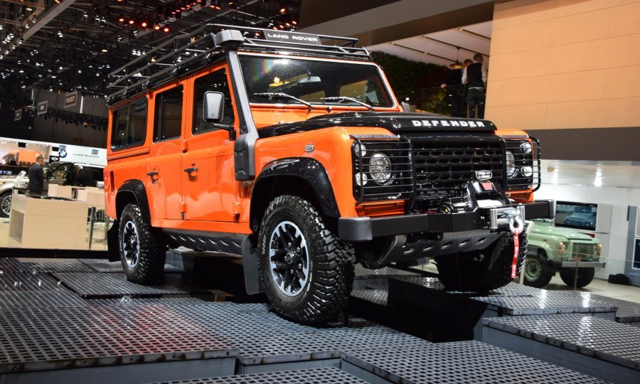 Land Rover Defender