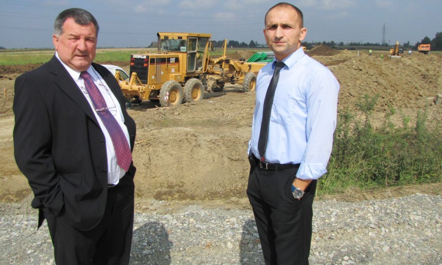 Pavušin i Anušić