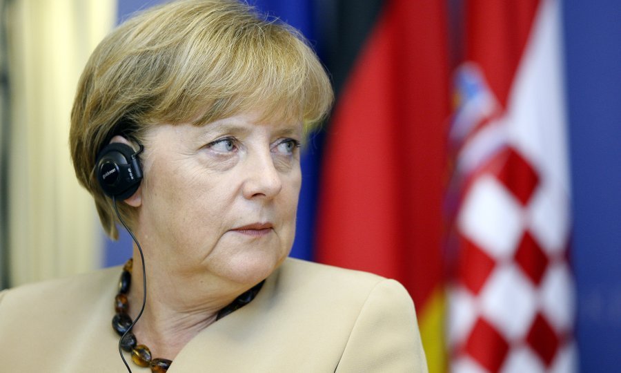 kosor_merkel31-220811