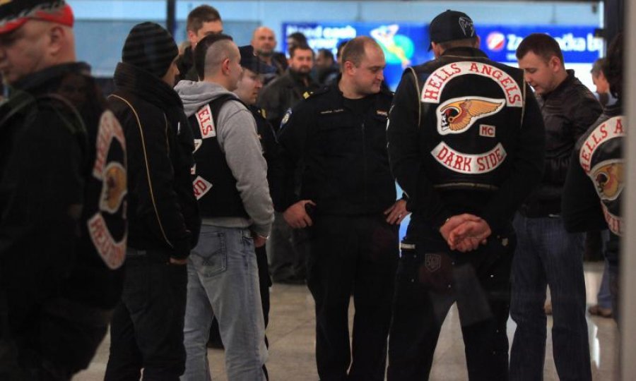 Bikeri hells angels pleso