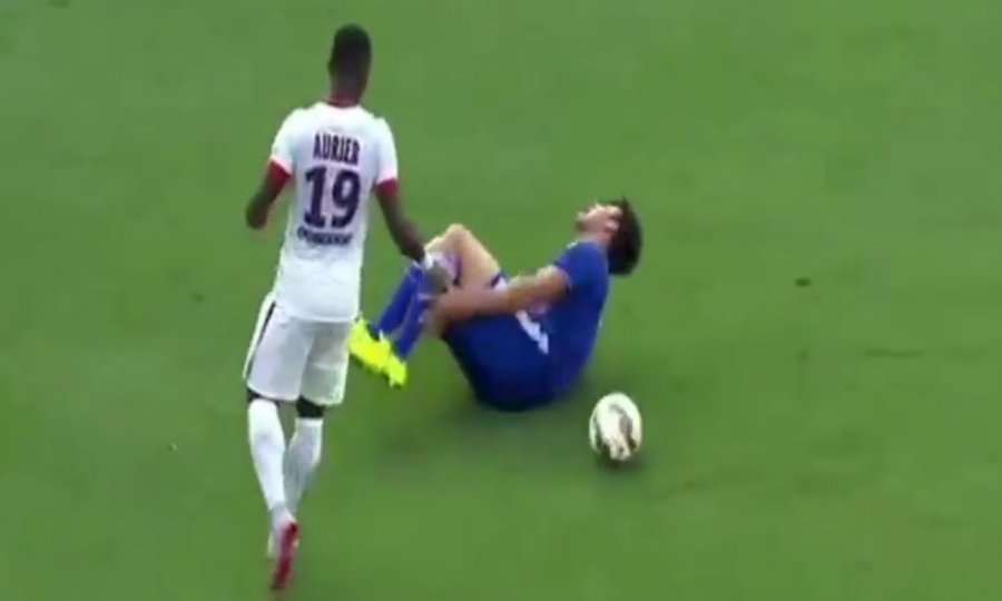 Aurier na Costi