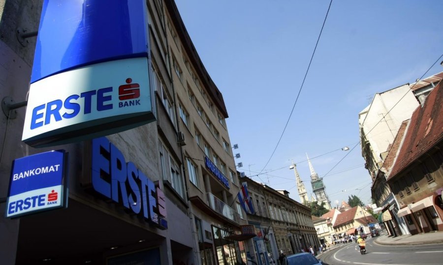 Muškarci su u Hrvatskoj štedljiviji od žena jer prosječno 20 posto više izdvajaju novca nego one, pokazalo je najnovije istraživanje Erste banke