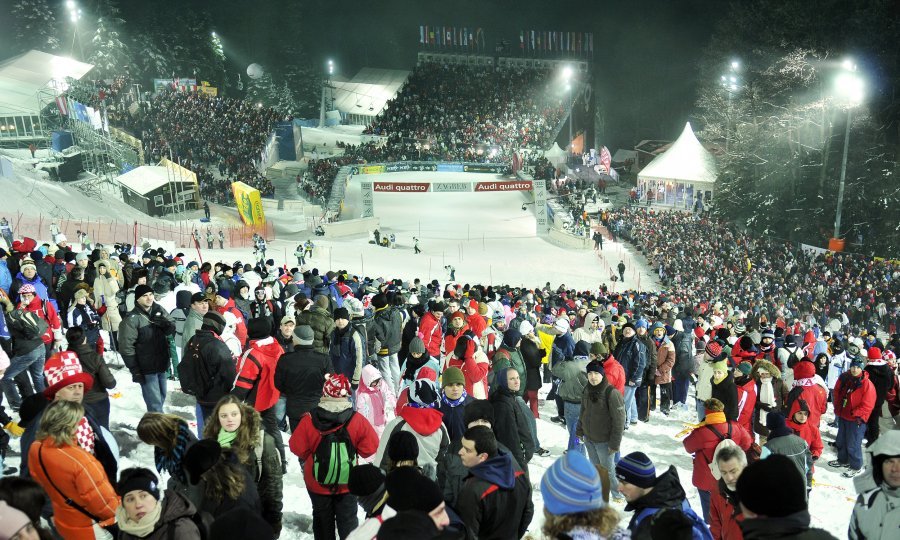 Snježna kraljica skijanje Sljeme gledatelji navijači