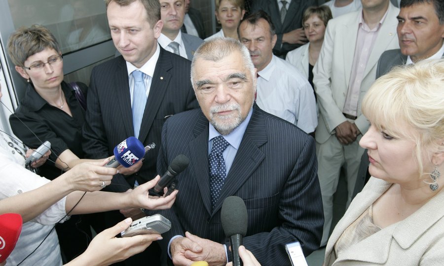 Krešimir Bubalo, Stjepan Mesić i Vesna Čačinović