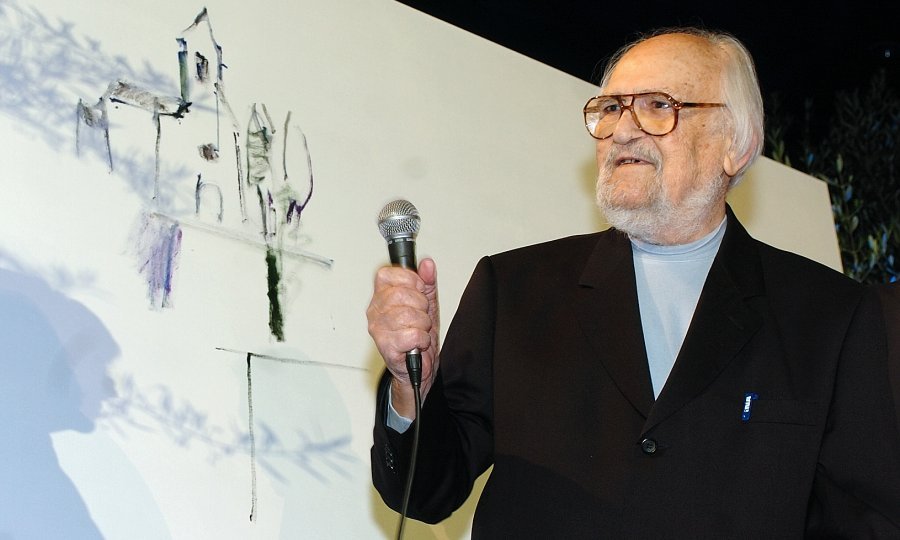 Mladen Veža