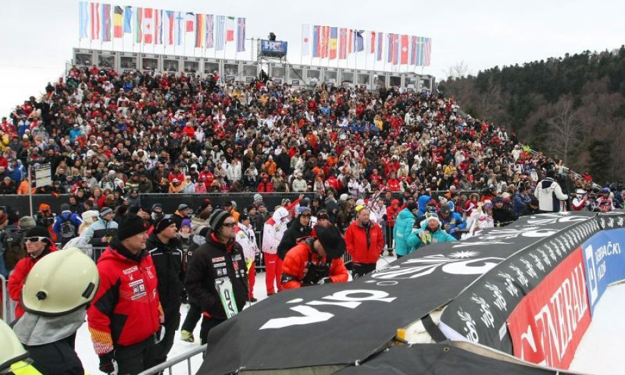 Snow Queen Trophy, navijači