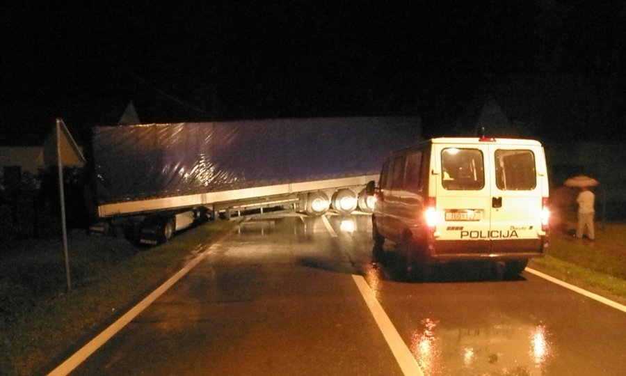 Prometna nesreća šleper