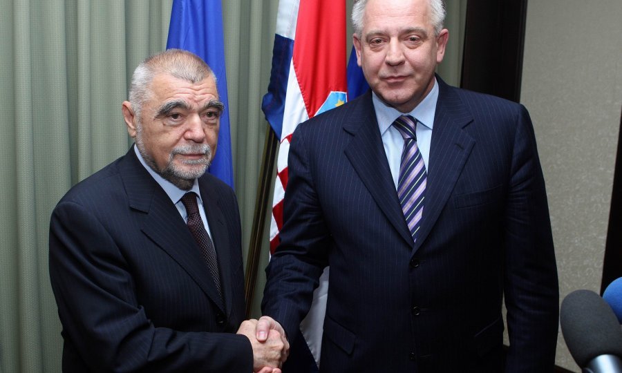 Mesić i Sanader odlaze na summit NATO-a