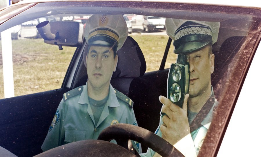 kartonski policajci