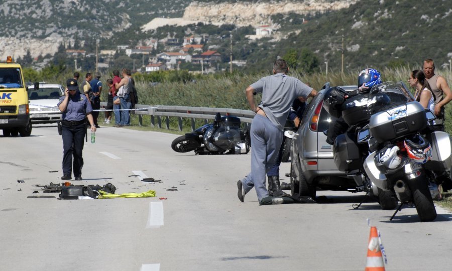 prometna nesreća komin MOTOCIKLISTIČKA NESREĆA