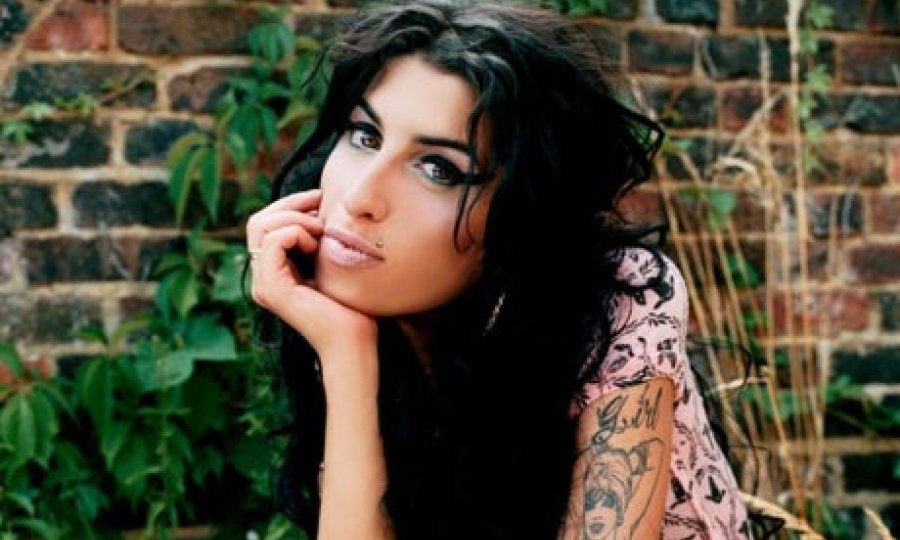 amywinehouse