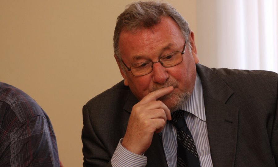 Vladimir Šeks