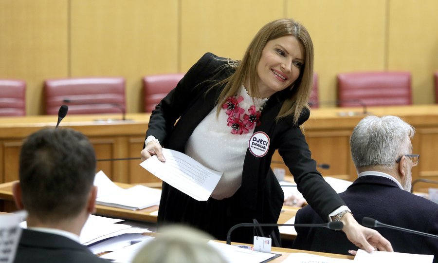 SDP-ova Sabina Glasovac popravila je prilično slab dojam koji je oporba ostavila