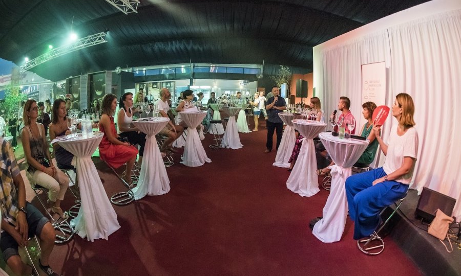 Skrivene čari istarskih vina 2015