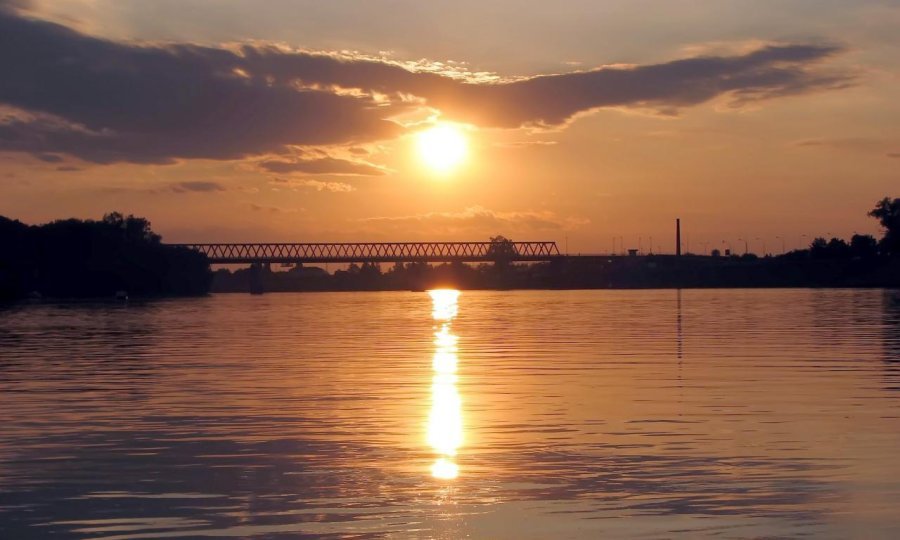 sava slavonski brod sunce