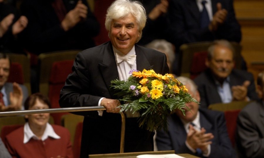 maestro Kitajenko