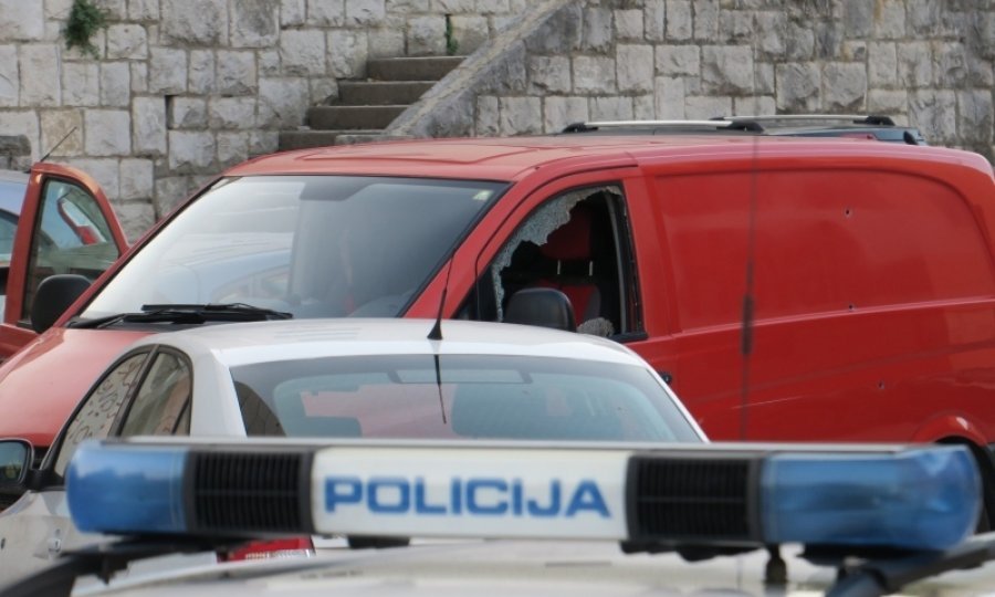 mukarac trai mukarca split