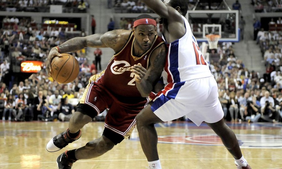 LeBron James (Cleveland) ; Will Bynum (Detroit)
