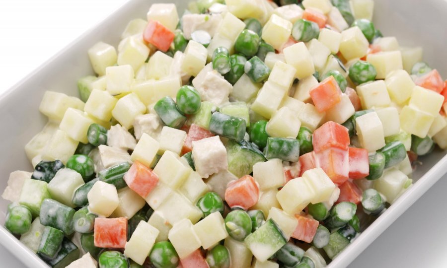 Francuska salata neizbježan je dio blagdanskog stola