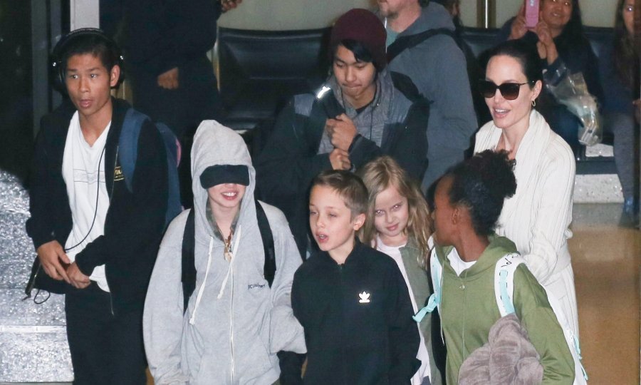 Angelina Jolie s djecom