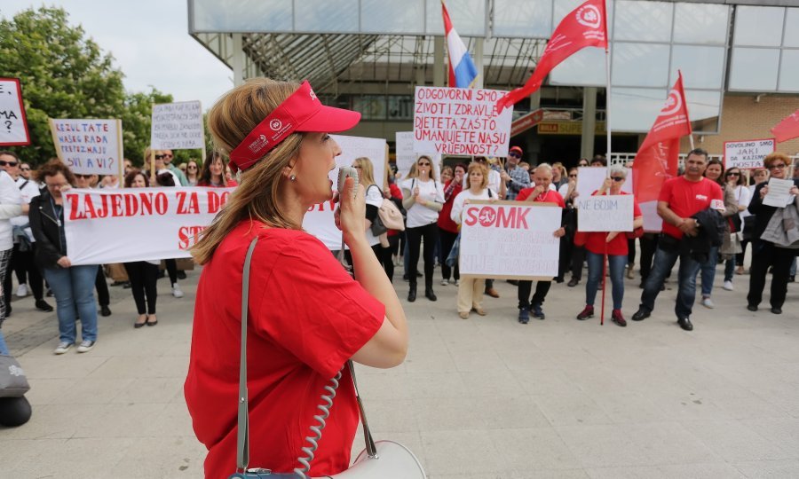 Zbog malih plaća prosvjednovali zaposlenici velikogoričkih vrtića