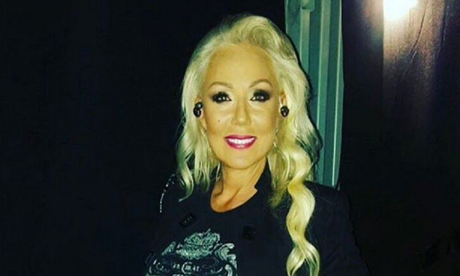 Lepa Brena