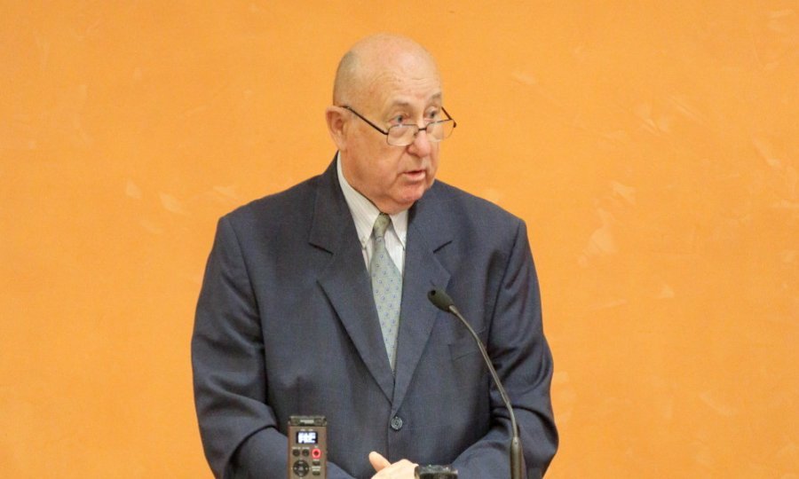 Profesor Marko Samardžija, autor knjige