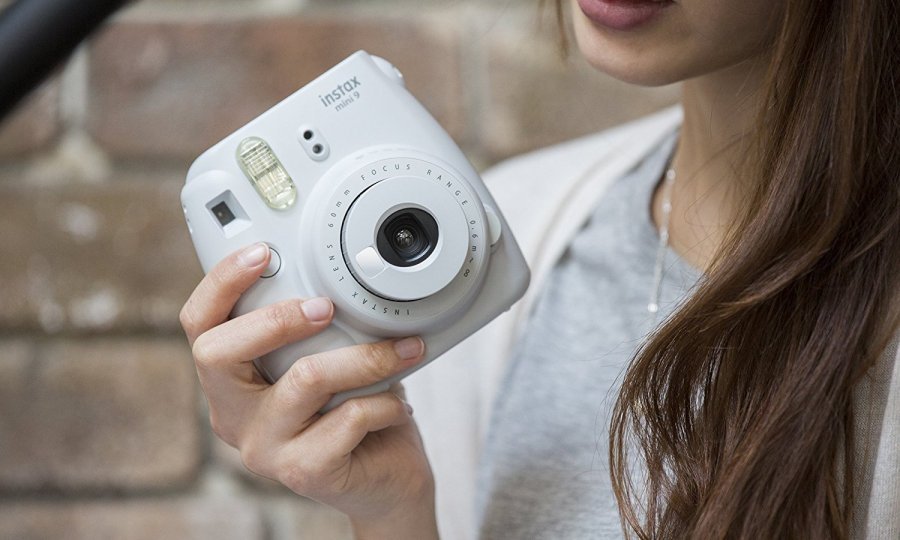 FujiFilm instax mini 9 samo je jedan od predstavnika instant kamerica koje su se vratile iz mrtvih