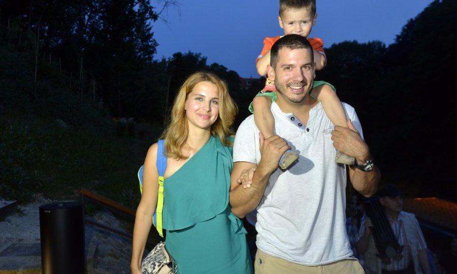 Doris Pinčić Rogoznica sa suprugom i sinom