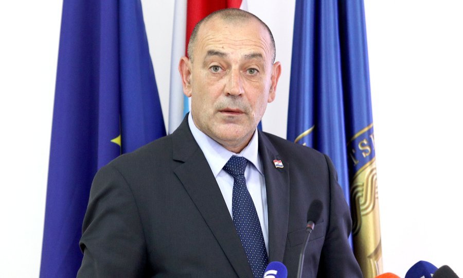 Ministar branitelja Tomo Medved rekao je kako će se prava pripadnika HVO-a početi primjenjivati od početka 2019. godine