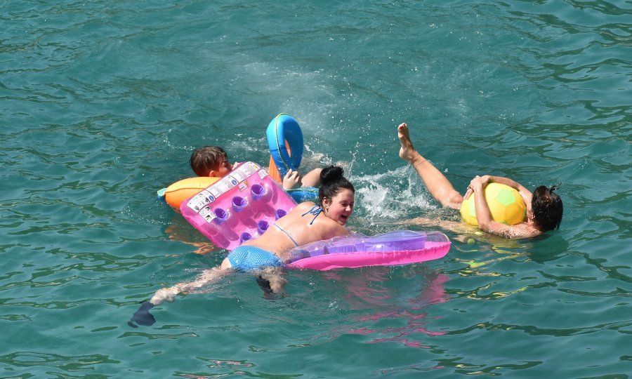Ljeto na plažama u Hrvatskoj