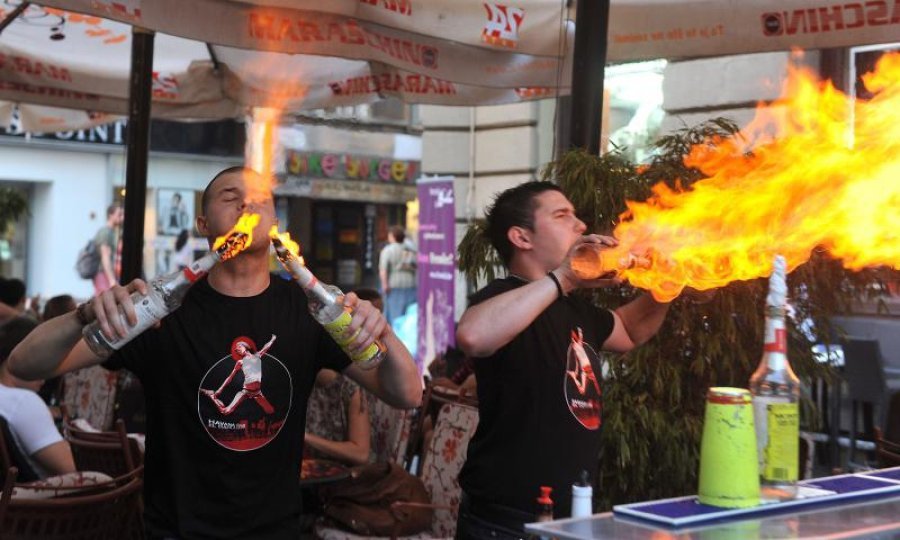 kokteli barmen