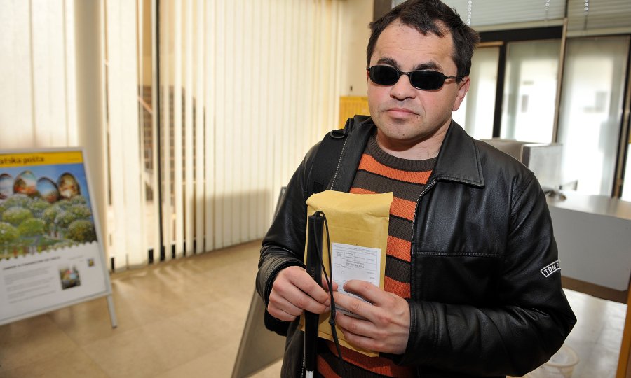 Upravitelj zaklade 'Čujem, vjerujem, vidim' Mirko Hrkač