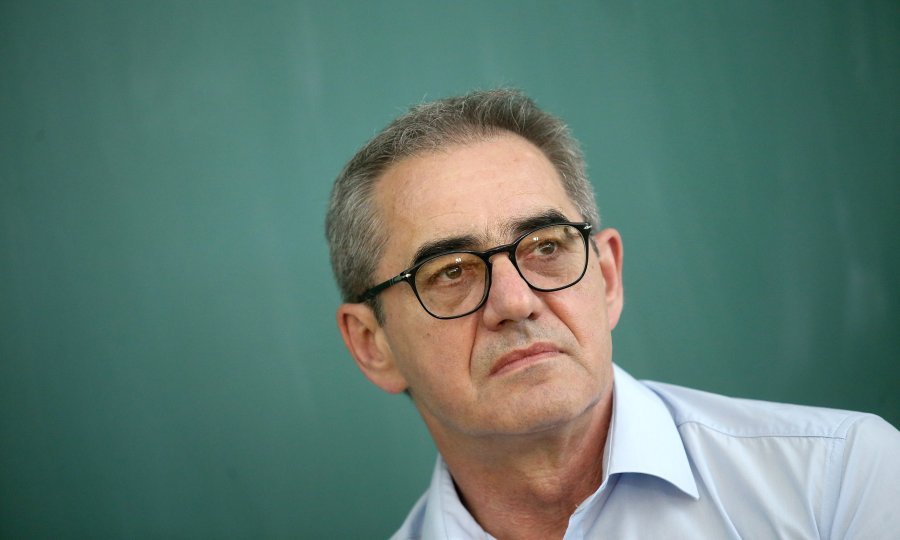 Damir Bakić