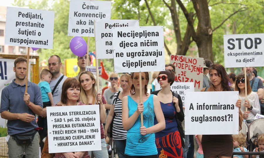 Ilustracija / Prosvjed Građanske inicijative 'Za slobodu izbora' 2015. u Zagrebu