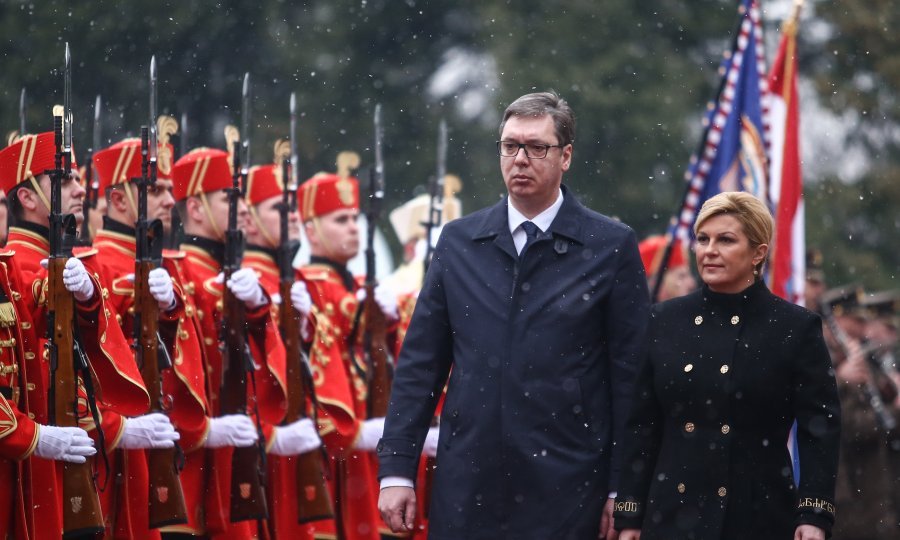 Grabar Kitarović čestitala rođendan srbijanskom kolegi Aleksandru Vučiću