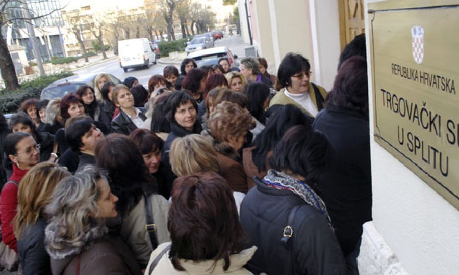 RADNICI DALMATINKA NOVA