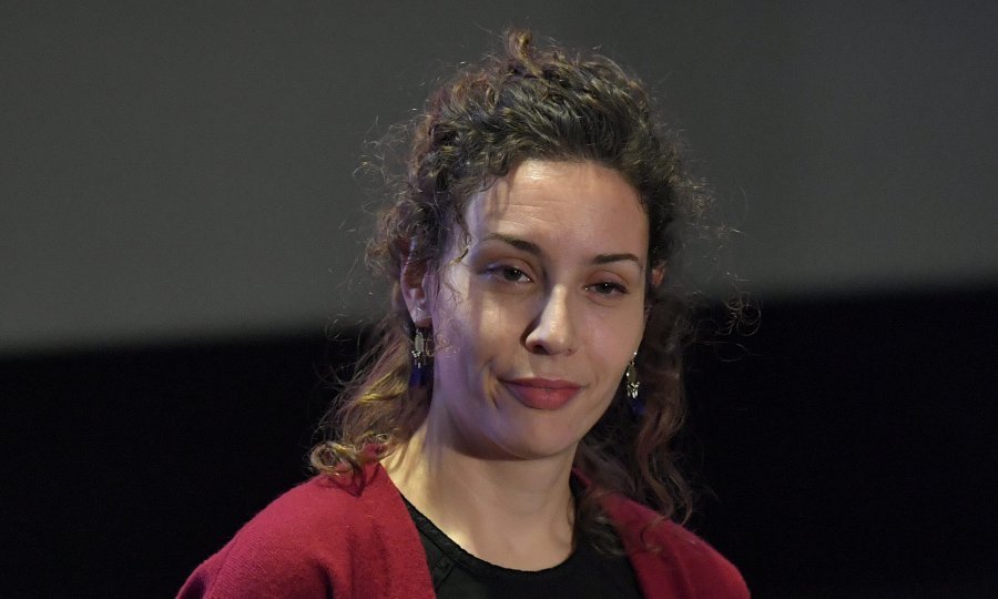 Mladi teen maca filmova