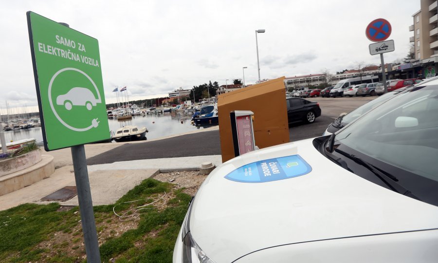 Punionica za električna vozila
