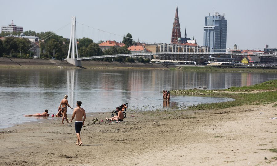 Na osječkim kupalištima redovito se kontrolira kakvoća vode