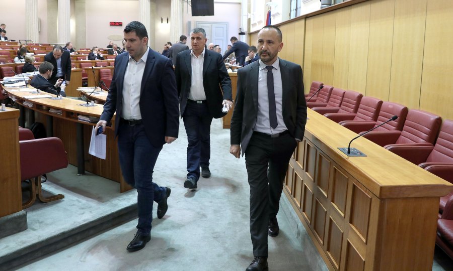 Nikola Grmoja, Hrvoje Zekanović