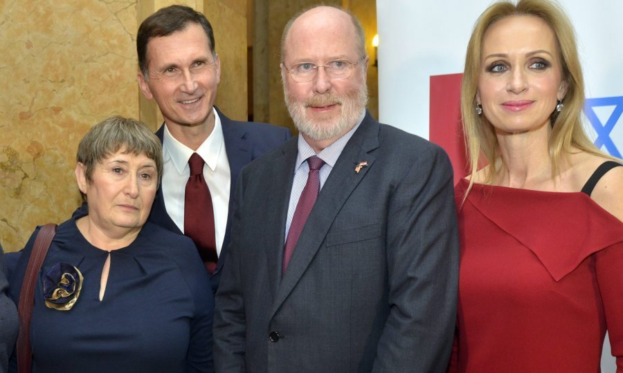 Zina Kalay Kleitman, Dragan Primorac i Robert Kohorst