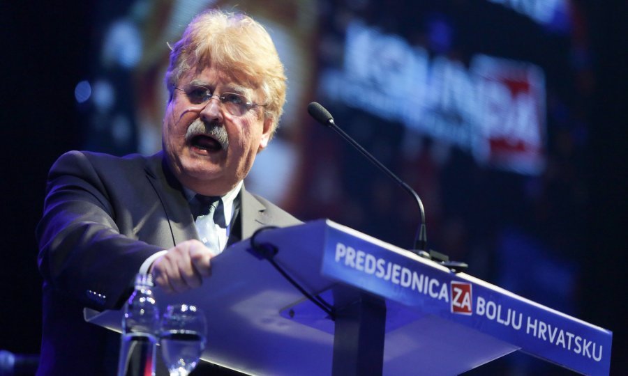 Helmar Brock u Zagrebu 2015. na predizbornome skupu HDZ-ove predsjedničke kandidatkinje Kolinde Grabar Kitarović