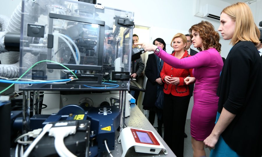 Iva Tolić i Kolinda Grabar Kitarović