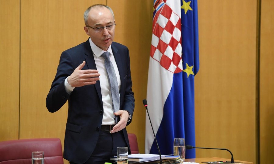 Ministar obrane Damir Krstičević