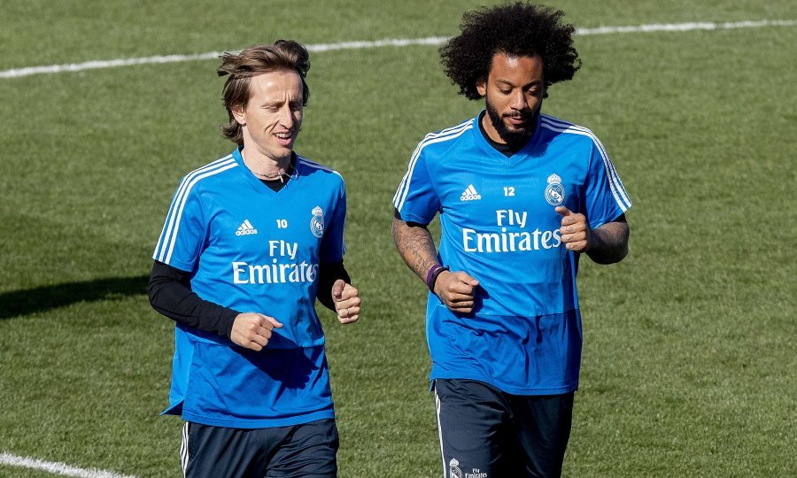 Luka Modrić i Marcelo (desno)