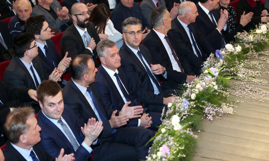 HDZ-ovci već mogu slaviti pobjedu na EU izborima, proriče tportalov komentator